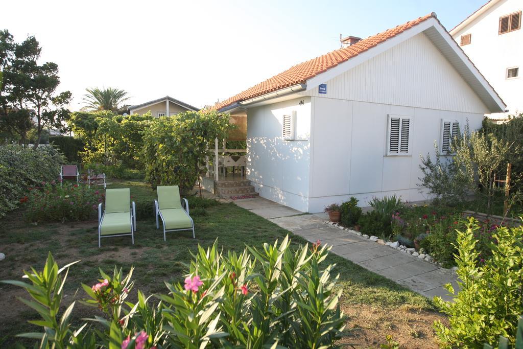 Kucica Ljubcek Villa Privlaka  Bilik gambar