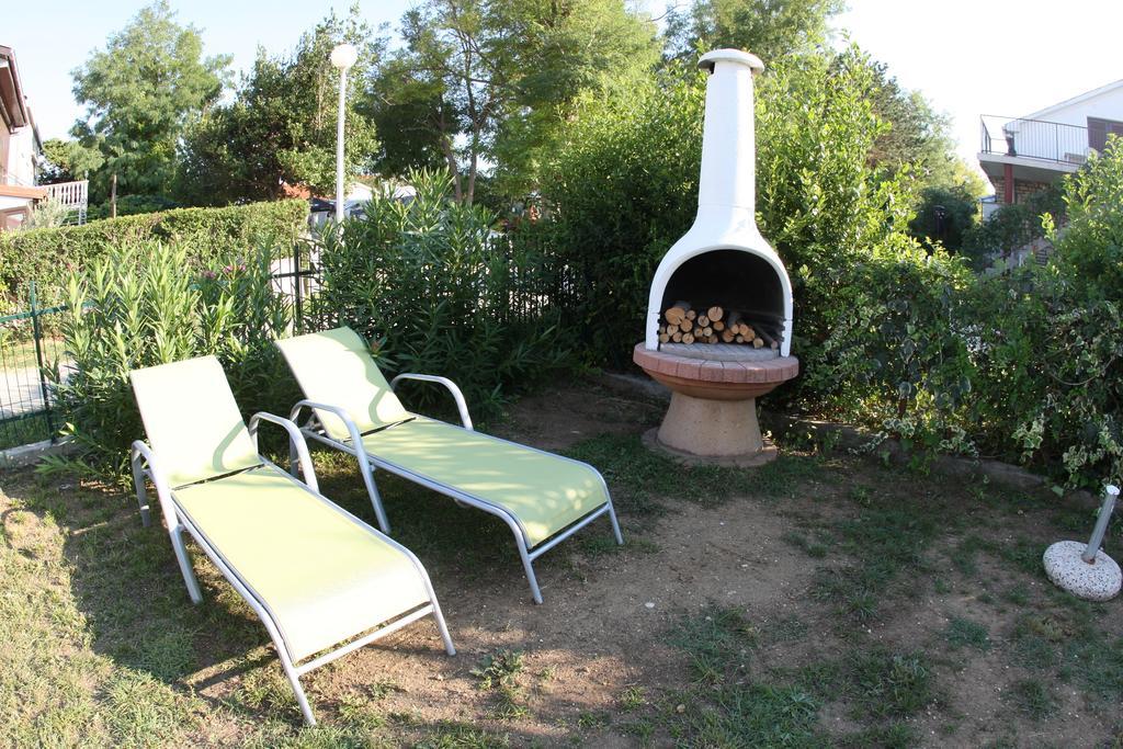 Kucica Ljubcek Villa Privlaka  Bilik gambar